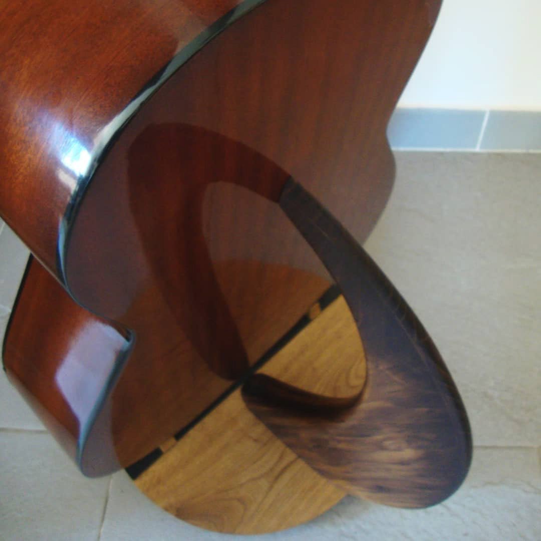 Soporte guitarra atrás